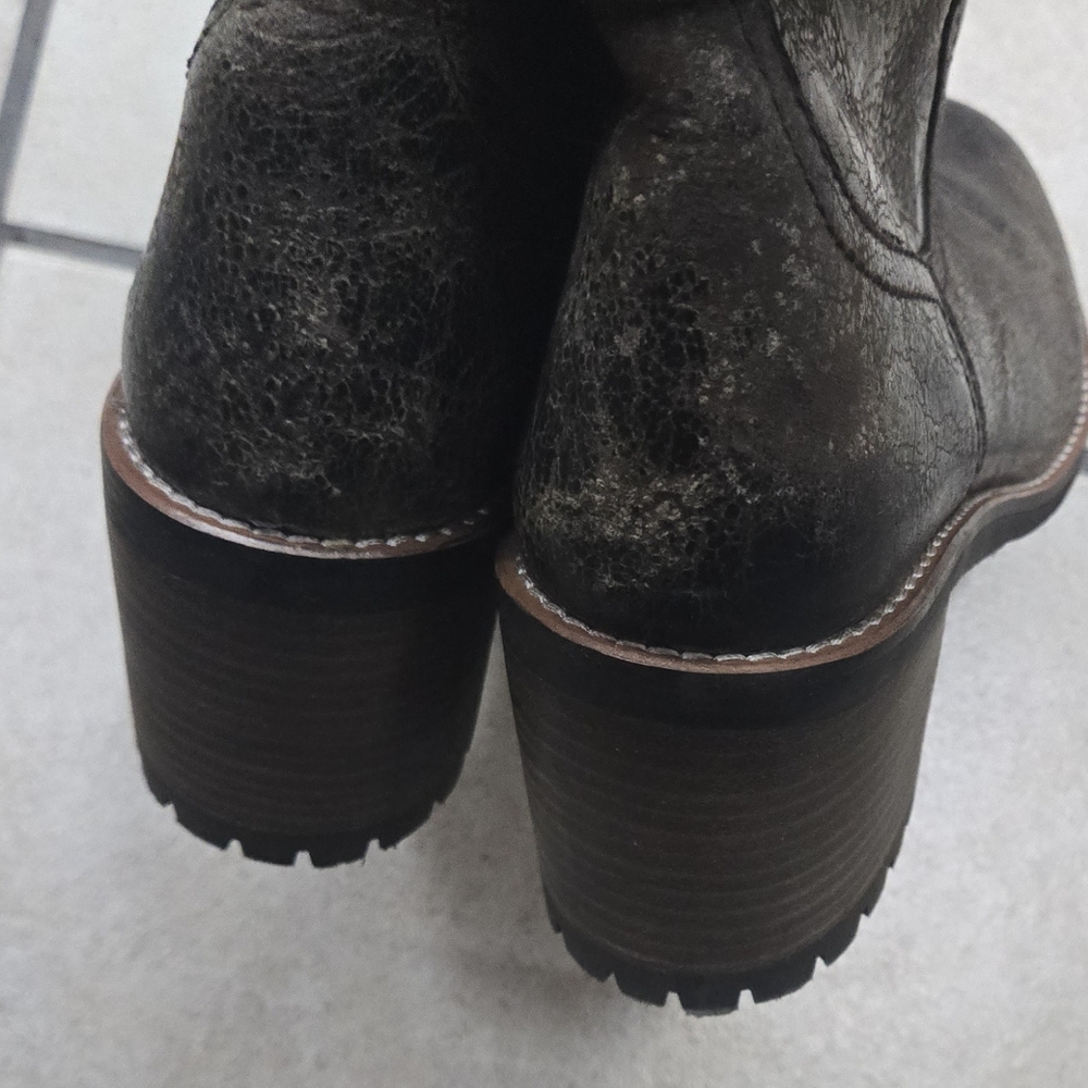 Diba true Craze Hot boots size 8. No flaws. Like New - Picture 12 of 15